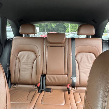 2012 Audi Q5 2.0T quattro Premium