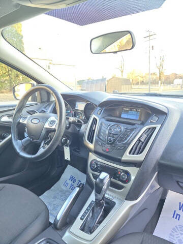 2012 Ford Focus SEL