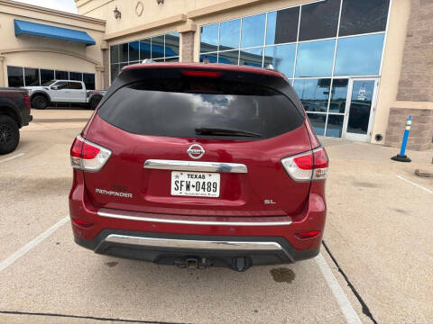 2015 Nissan Pathfinder SL