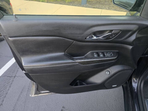 2017 GMC Acadia SLT-1