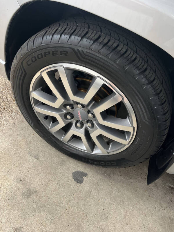 2014 GMC Acadia Denali