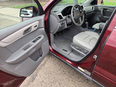 2017 Chevrolet Traverse LT