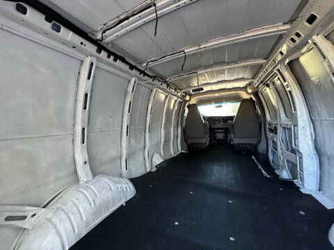 2020 Chevrolet Express 2500