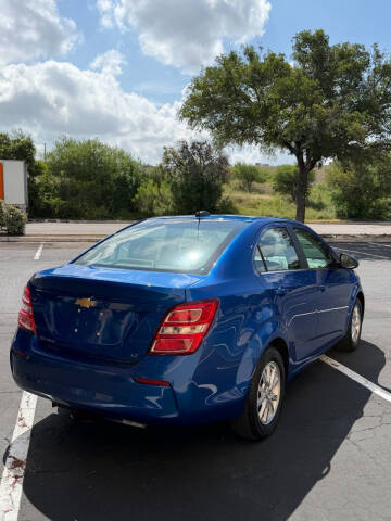 2019 Chevrolet Sonic LT Auto