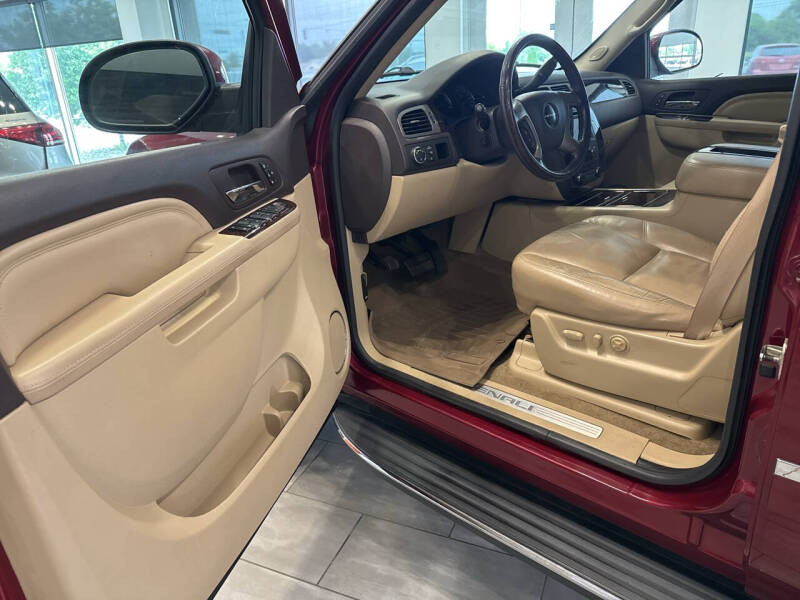 2011 GMC Yukon Denali