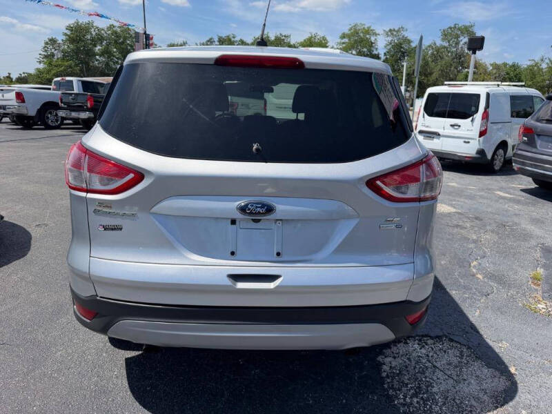 2016 Ford Escape SE