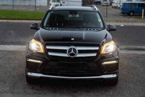 2015 Mercedes-Benz GL-Class GL 550 4MATIC