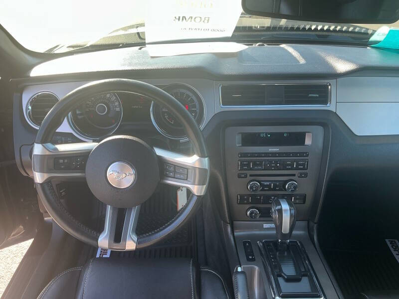 2013 Ford Mustang V6