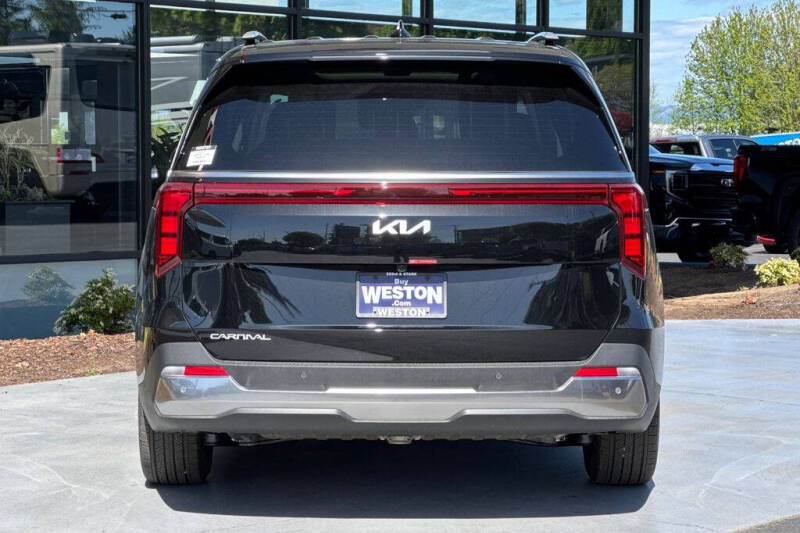 2026 Kia Carnival SX
