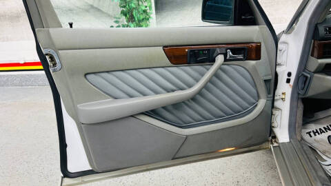 1990 Mercedes-Benz 350-Class 350 SDL