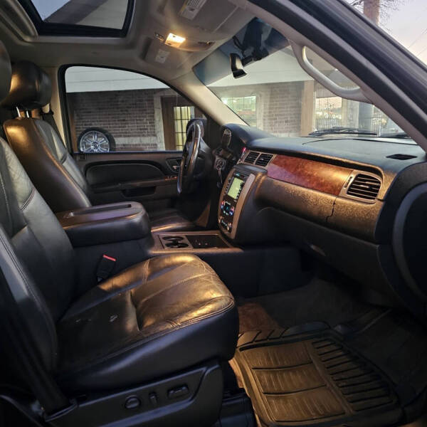 2011 GMC Yukon SLT