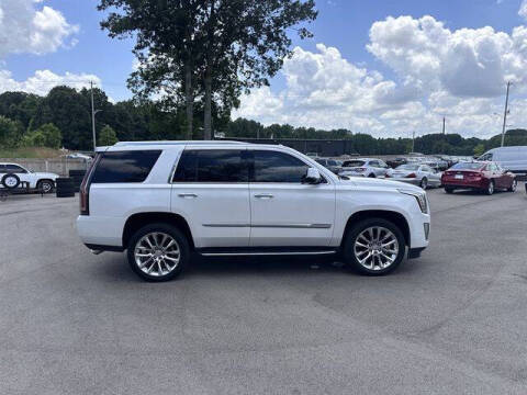 2020 Cadillac Escalade Luxury
