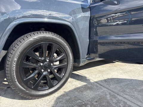 2018 Jeep Grand Cherokee Altitude