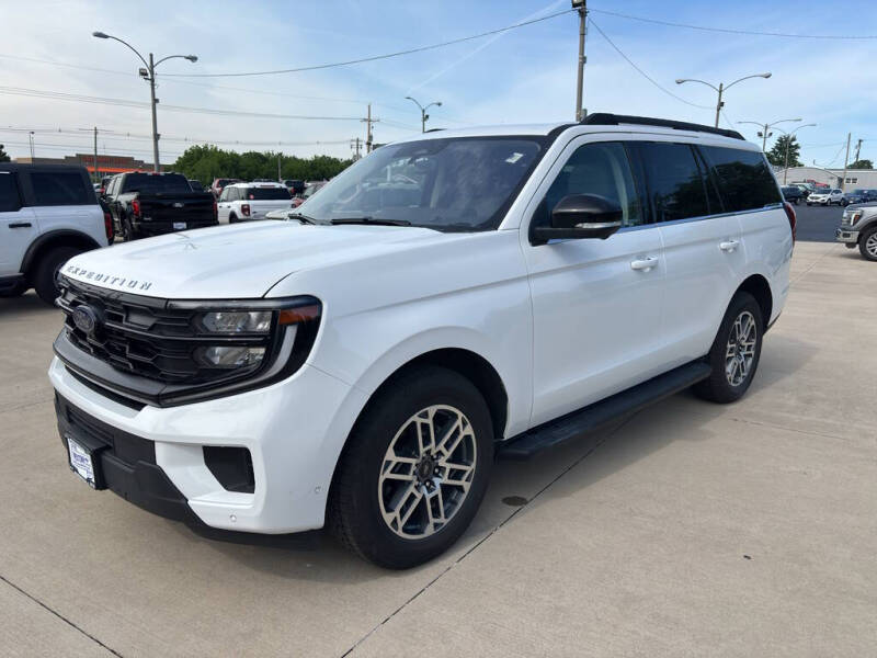 2025 Ford Expedition Active