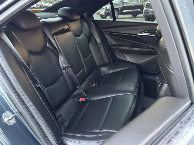 2022 Cadillac CT4 Luxury