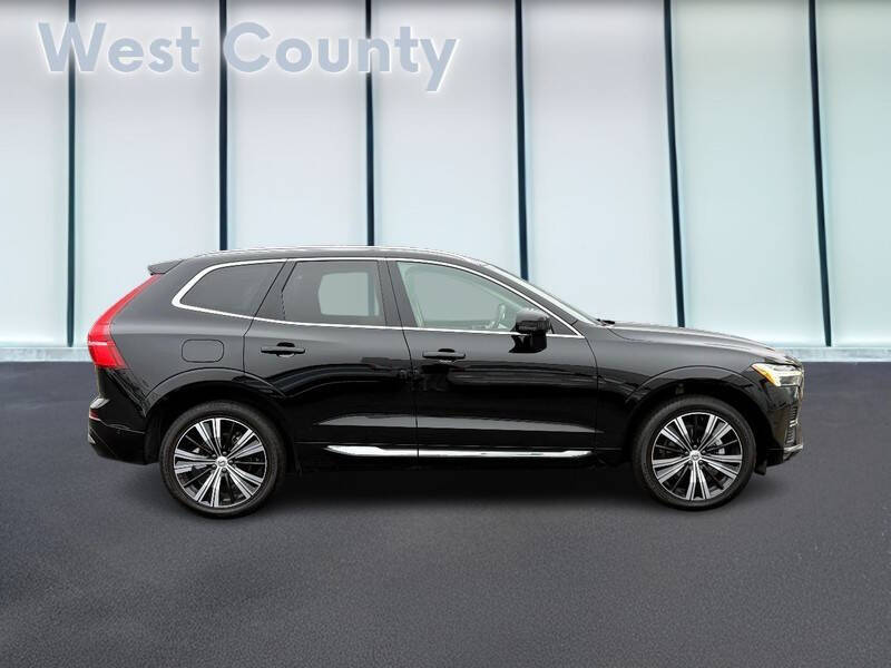 2023 Volvo XC60 B5 Plus Bright Theme