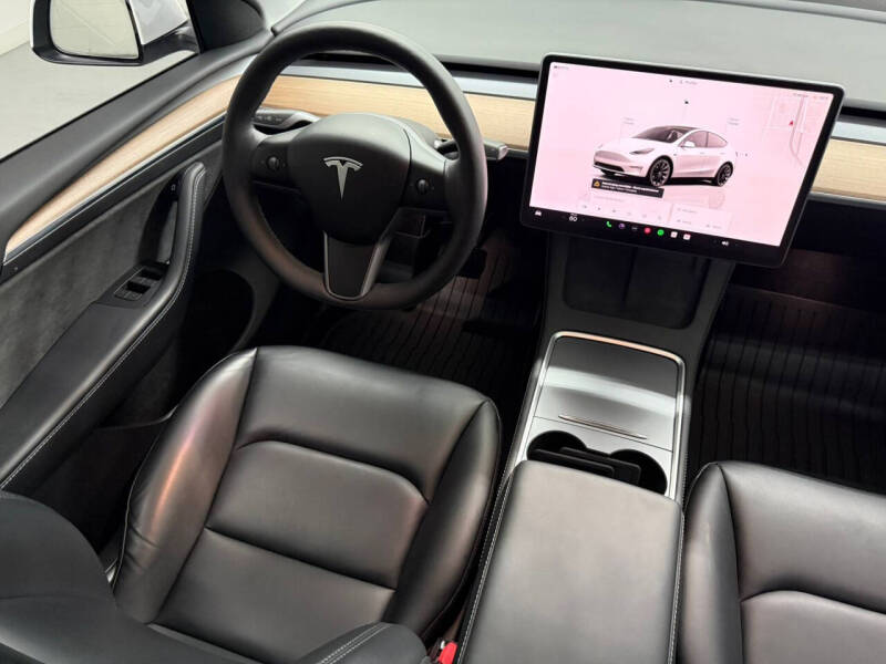 2023 Tesla Model Y Long Range