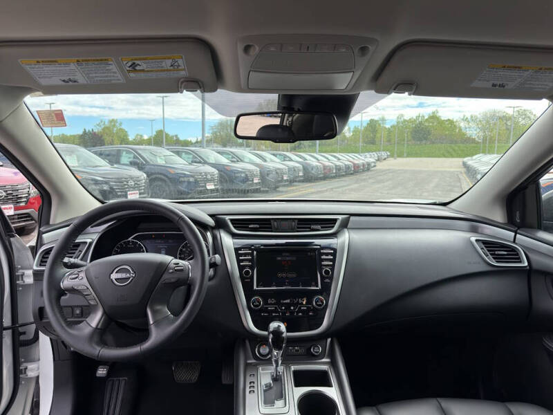 2024 Nissan Murano SV