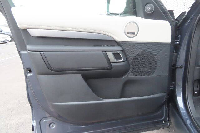 2024 Land Rover Discovery P360 Dynamic SE