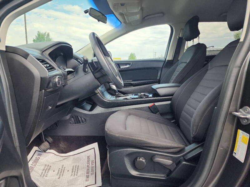 2016 Ford Edge SE