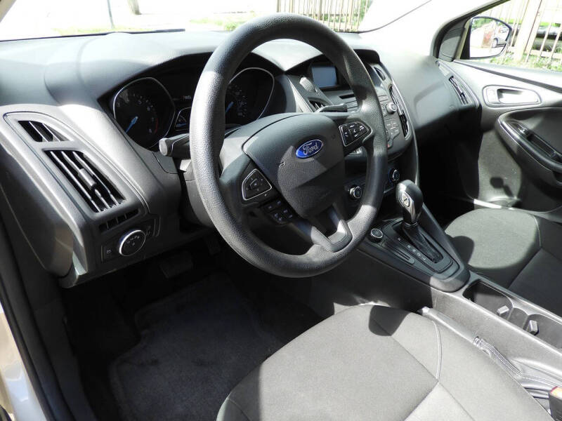 2017 Ford Focus SE