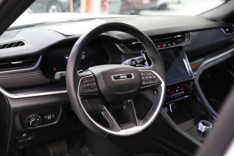 2022 Jeep Grand Cherokee Altitude