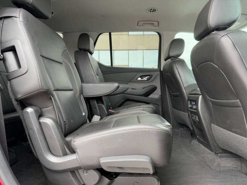 2020 Chevrolet Traverse LT Leather