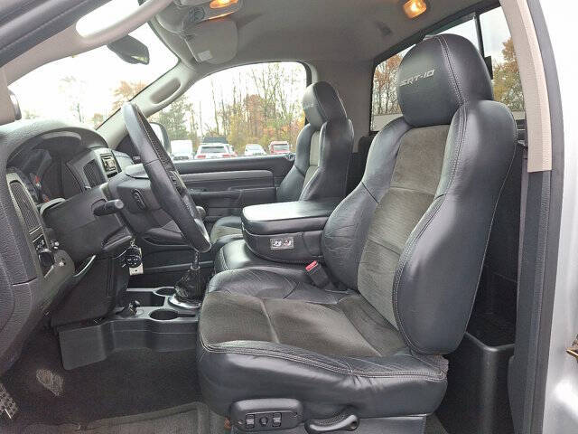 2004 Dodge Ram 1500 SRT-10