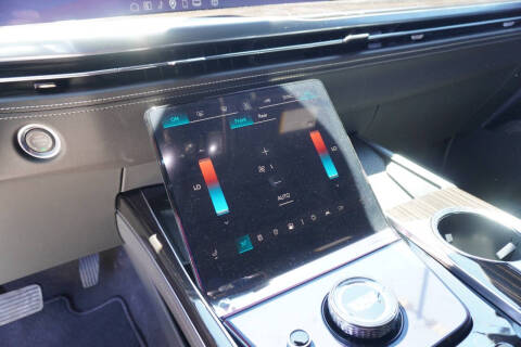 2025 Cadillac Escalade ESV Luxury