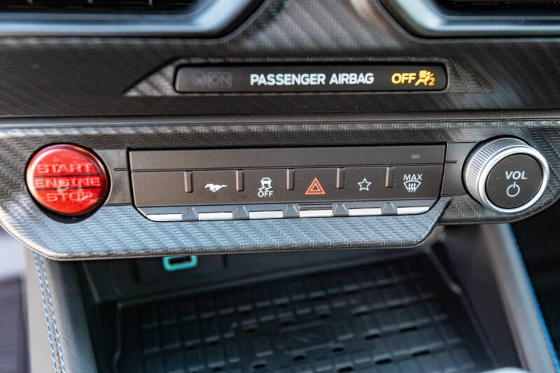 2024 Ford Mustang Dark Horse