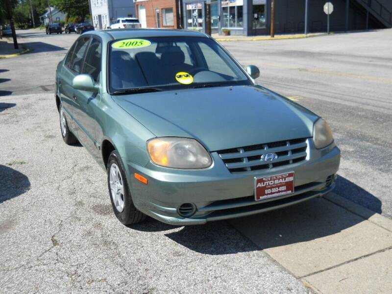 2005 Hyundai Accent for sale at NEW RICHMOND AUTO SALES in New Richmond OH