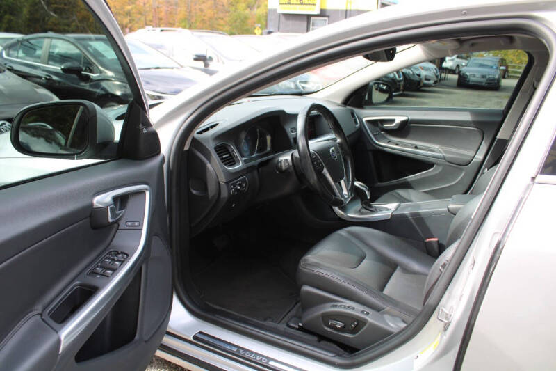 2015 Volvo S60 T5 Premier