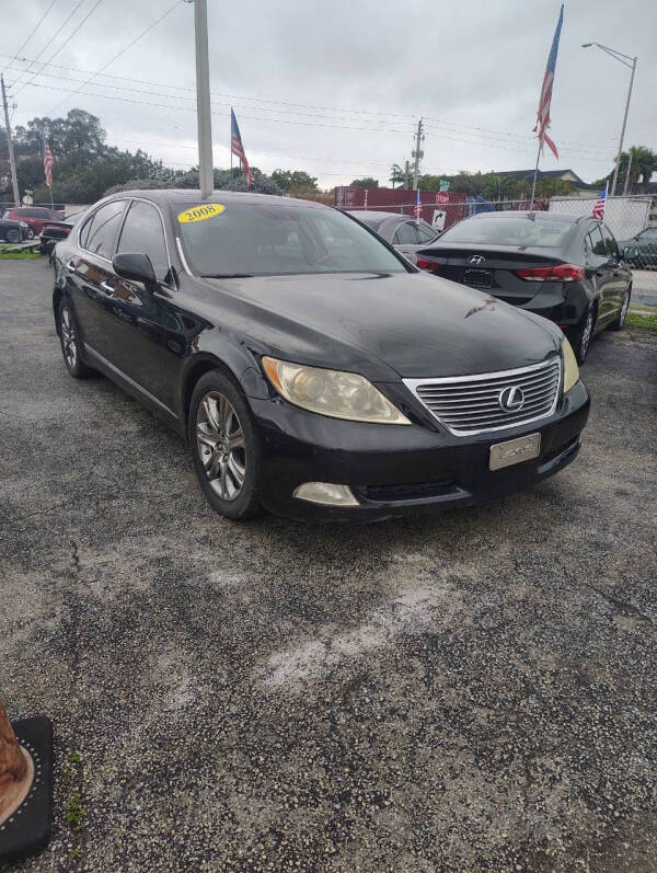 2008 Lexus LS Base's photo