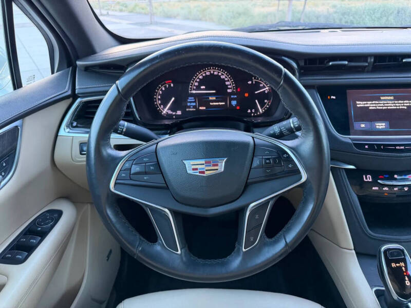 2017 Cadillac XT5