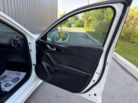 2014 Mazda MAZDA3 i Sport