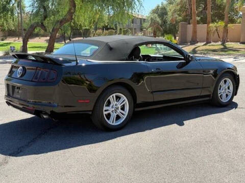 2014 Ford Mustang V6