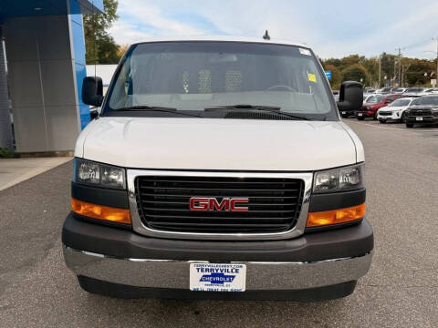 2023 GMC Savana 2500