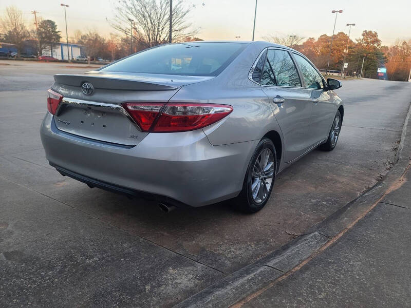 2016 Toyota Camry SE