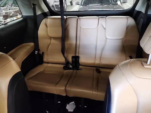 2022 Kia Carnival LX