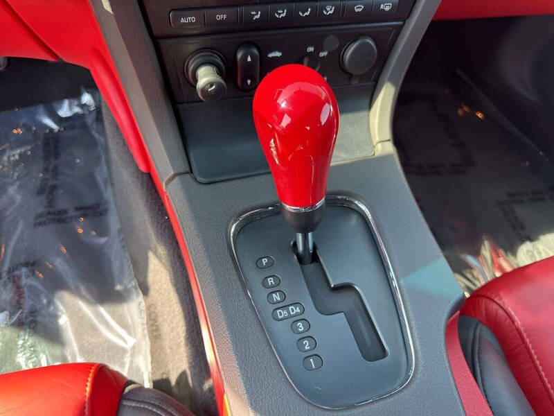 2002 Ford Thunderbird Deluxe