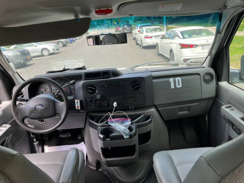 2011 Ford E-Series E-150