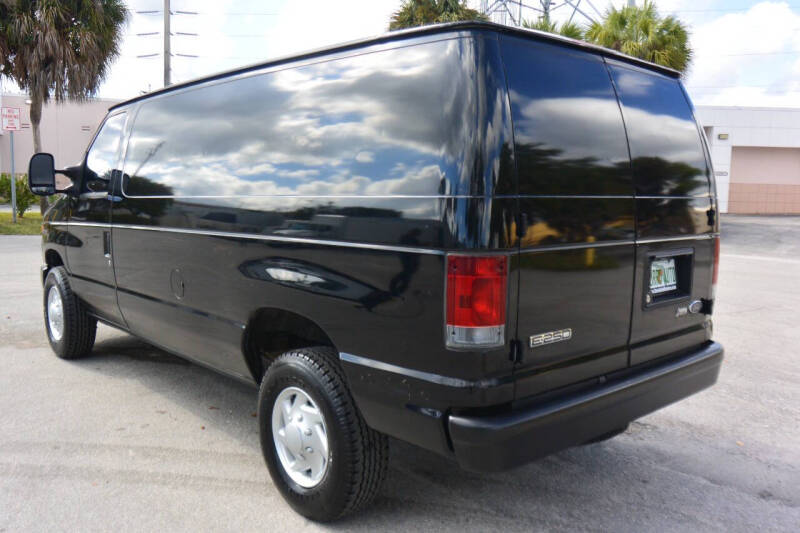 2010 Ford E-Series E-250