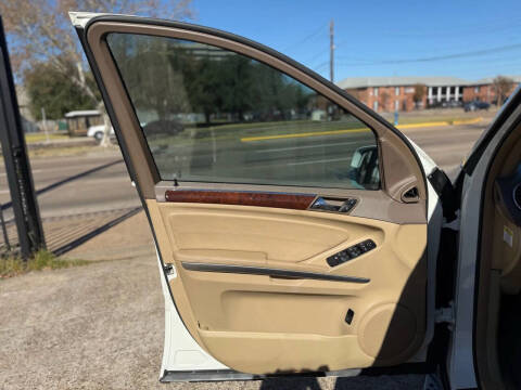 2009 Mercedes-Benz M-Class ML 550