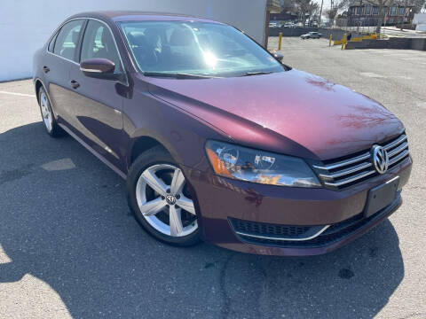2013 Volkswagen Passat SE PZEV