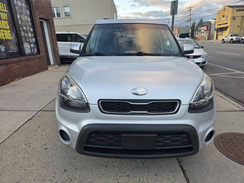2013 Kia Soul +