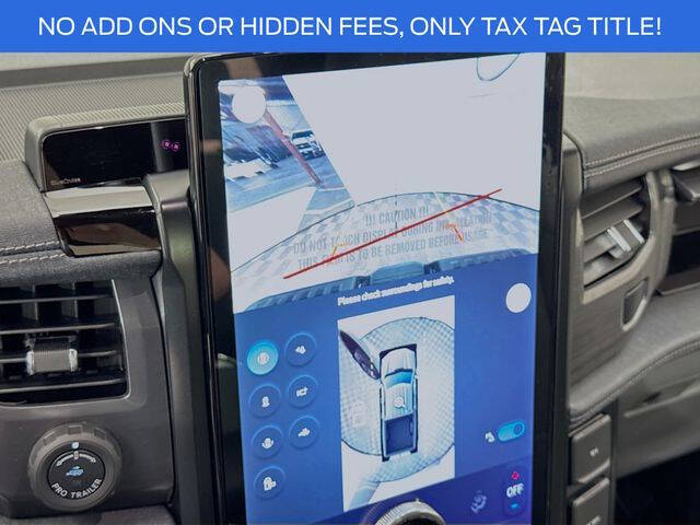 2025 Ford F-150 Lightning Flash