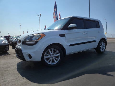 2013 Kia Soul for sale at SOUTHERN CAL AUTO HOUSE in San Diego CA