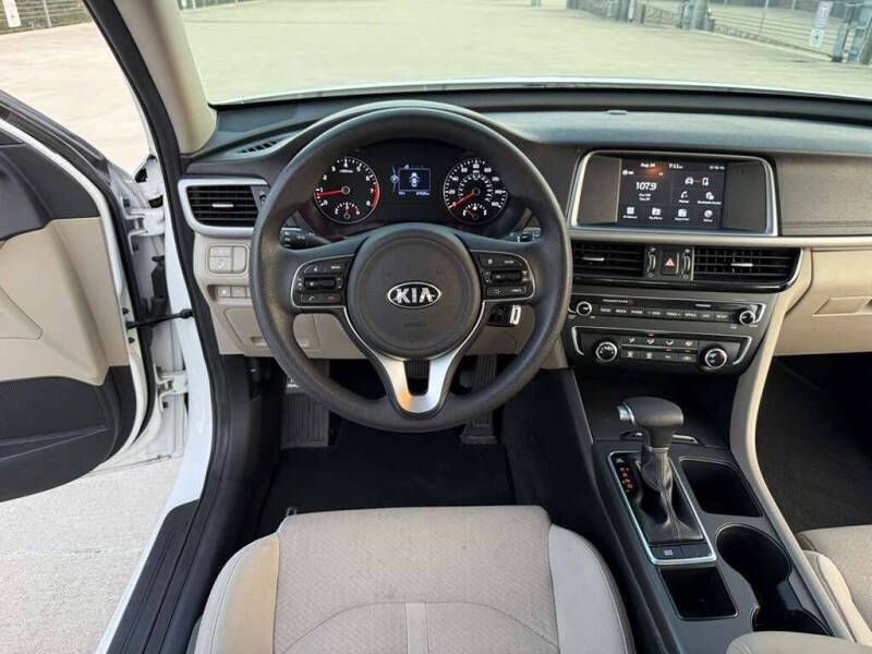 2018 Kia Optima LX