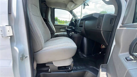 2019 Chevrolet Express 2500