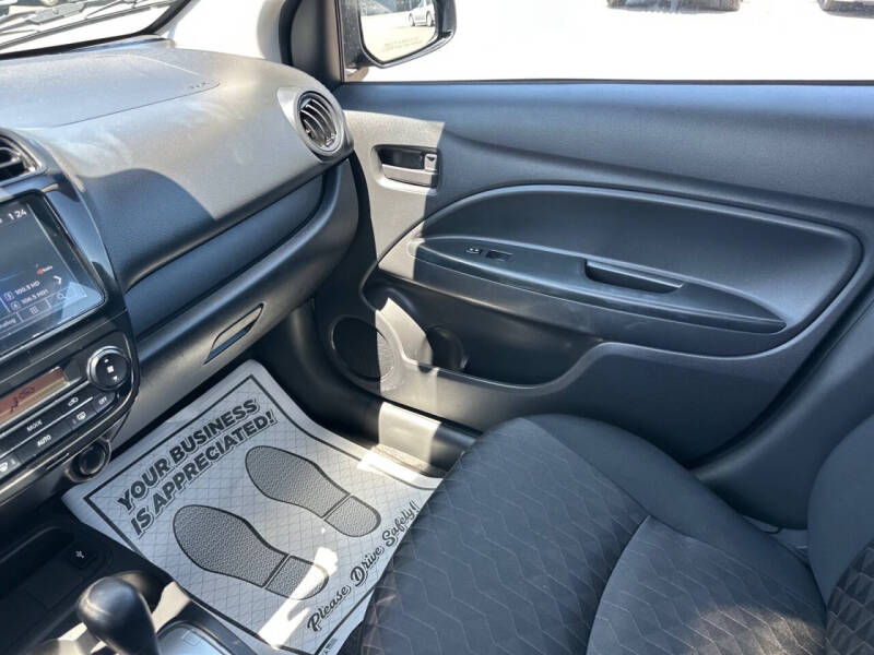 2024 Mitsubishi Mirage ES